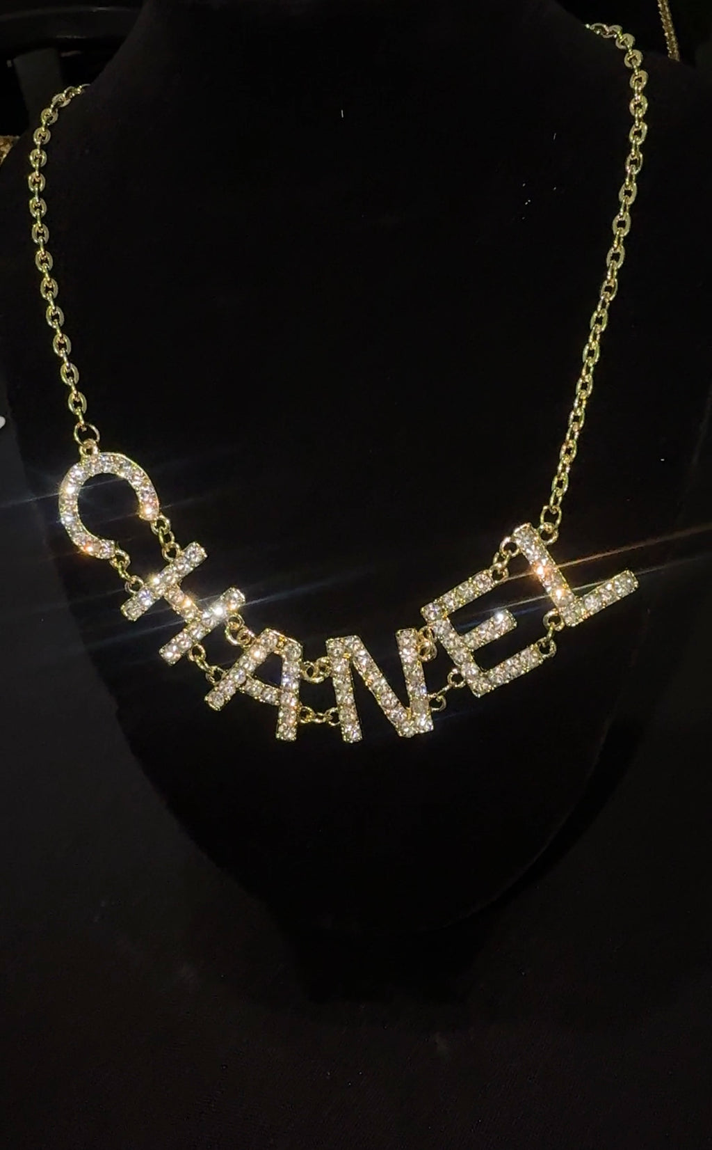 “CC” Letter Chain