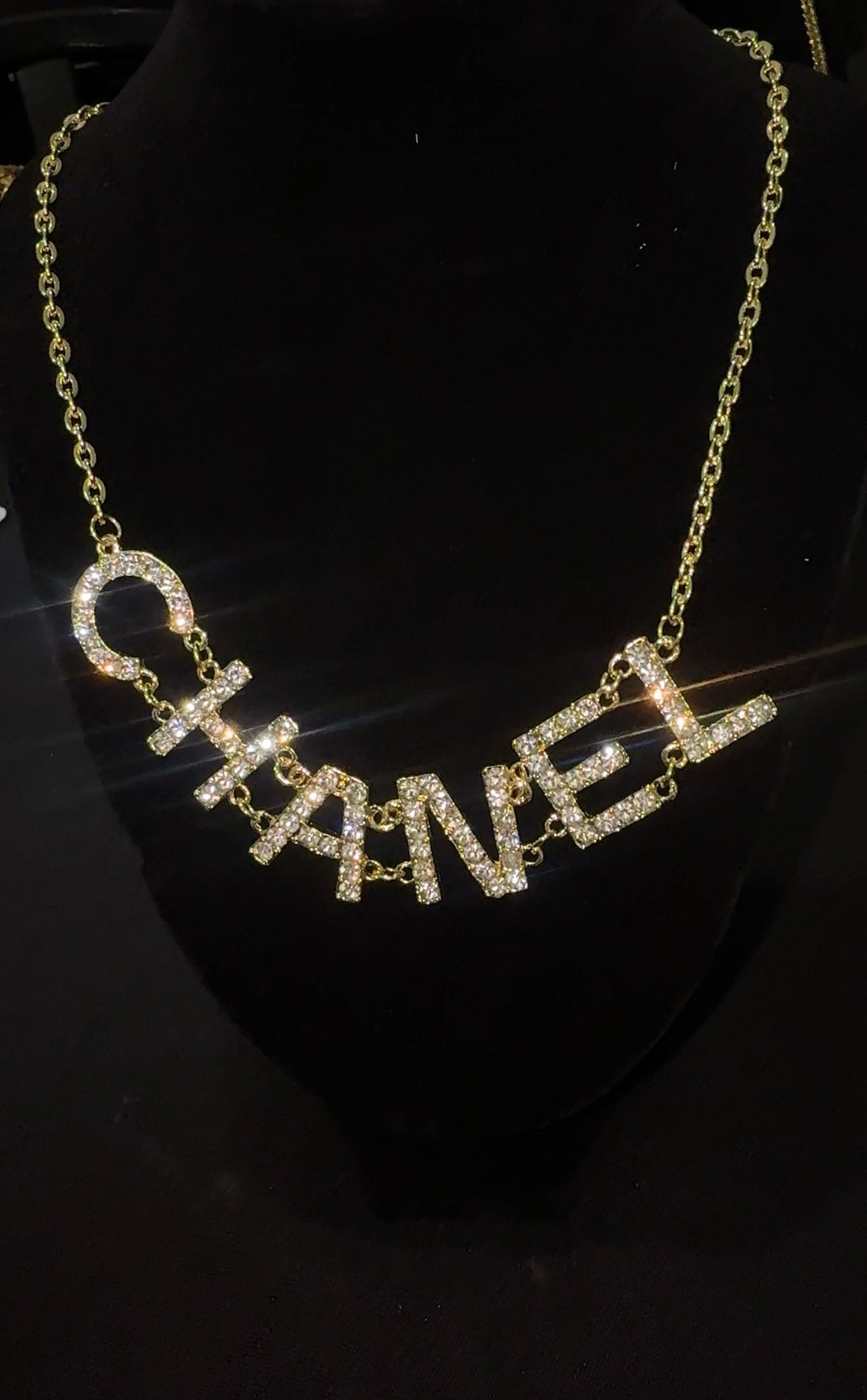 “CC” Letter Chain