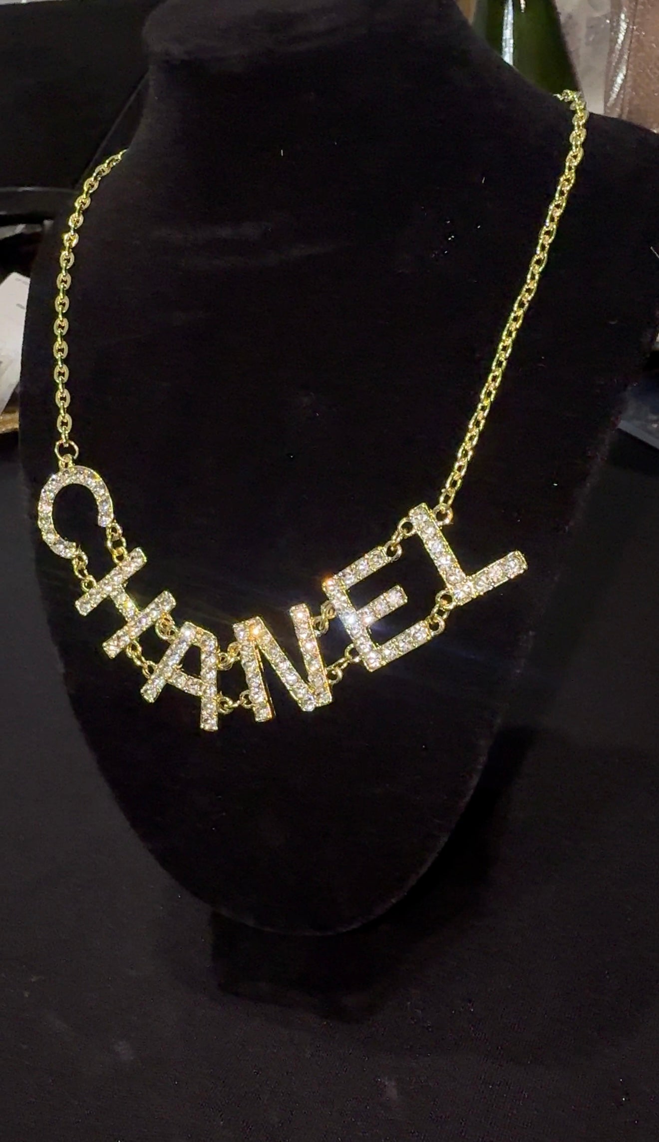 “CC” Letter Chain