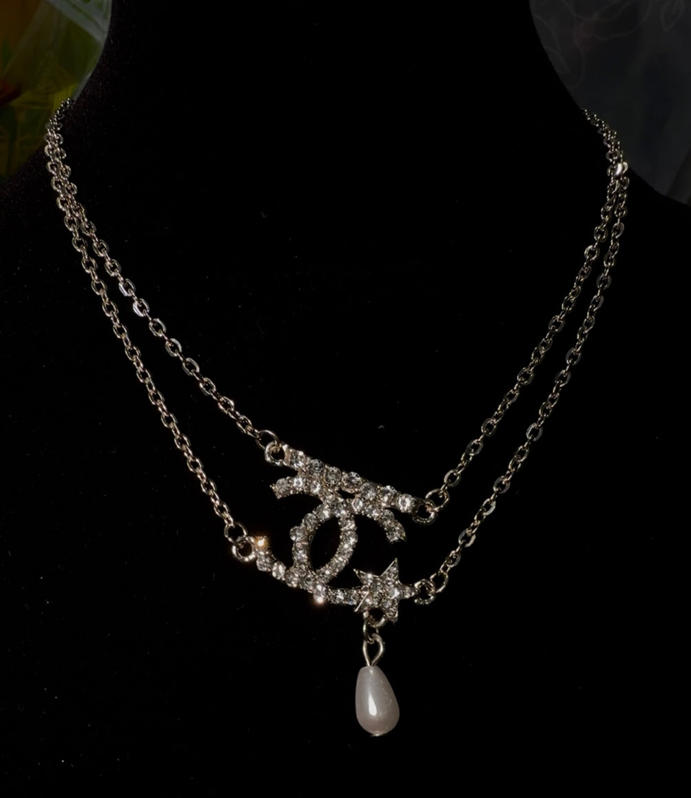 Classic Luxe Pearl “CC” Drop