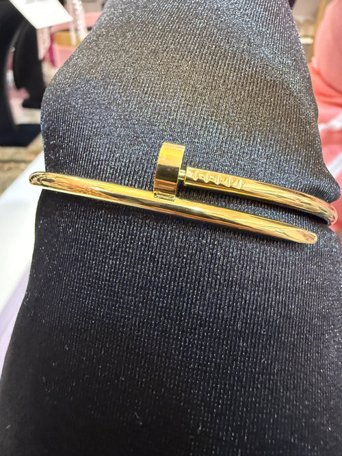 Carti Nail Bracelet Gold